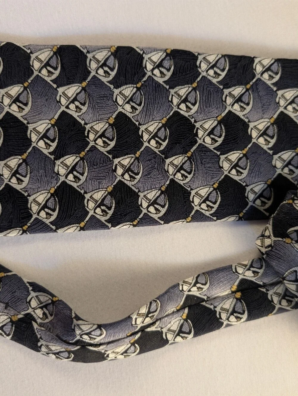 4 Men's Vintage Silk Ties by J. Garcia, Valentino, Vitaliano Pacaldi,  Unbranded